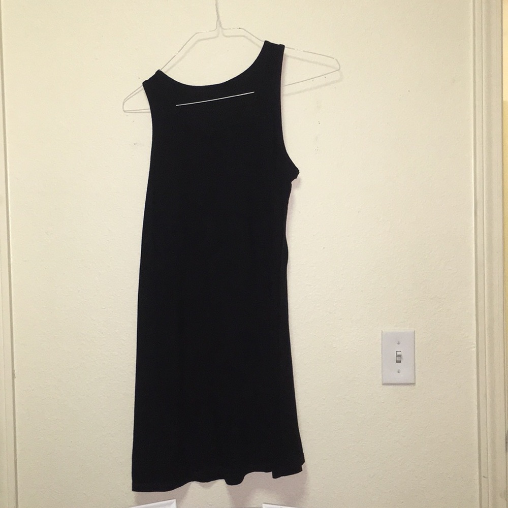 black tshirt dress
